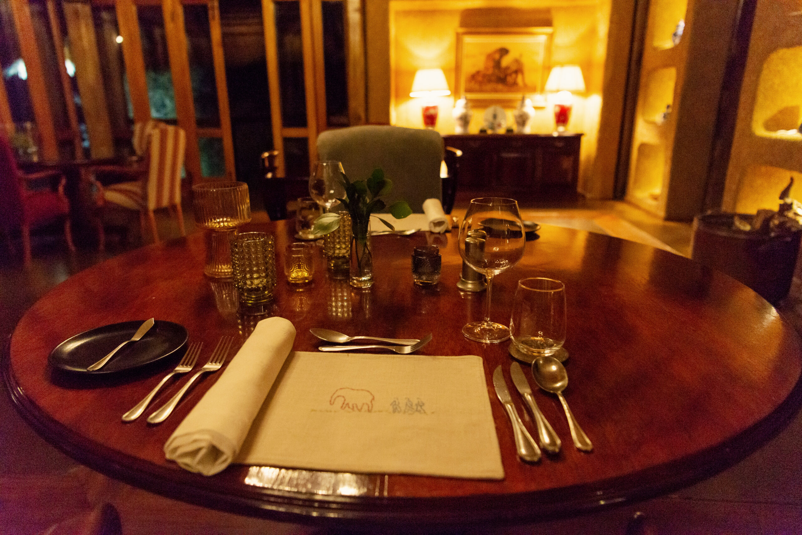 Dining_174_CWJ_9660